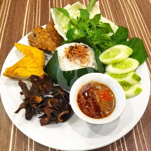 Gambar Makanan Nasi Uduk Ayam Goreng Kampung Barokah, Tebet 5