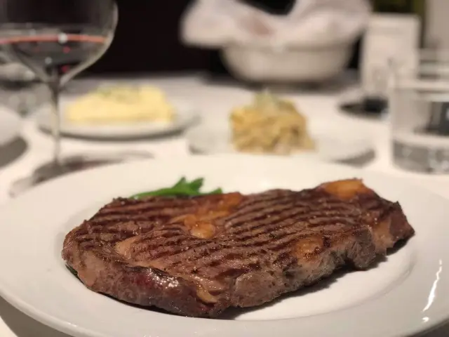 Elbert's Steak Room Food Photo 8