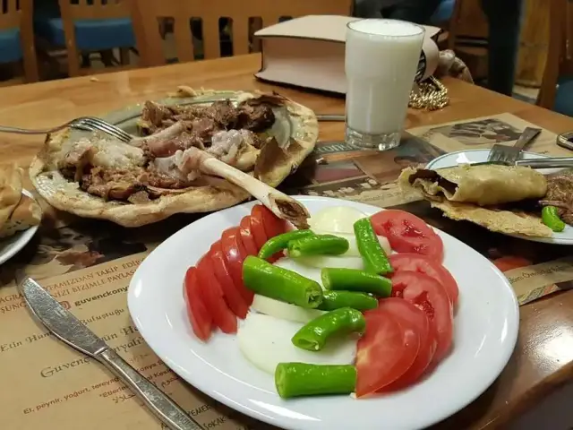 Güvenç Konyalı'nin yemek ve ambiyans fotoğrafları 24