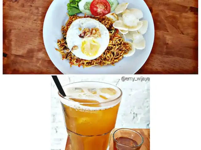 Gambar Makanan Downtown Coffee 12