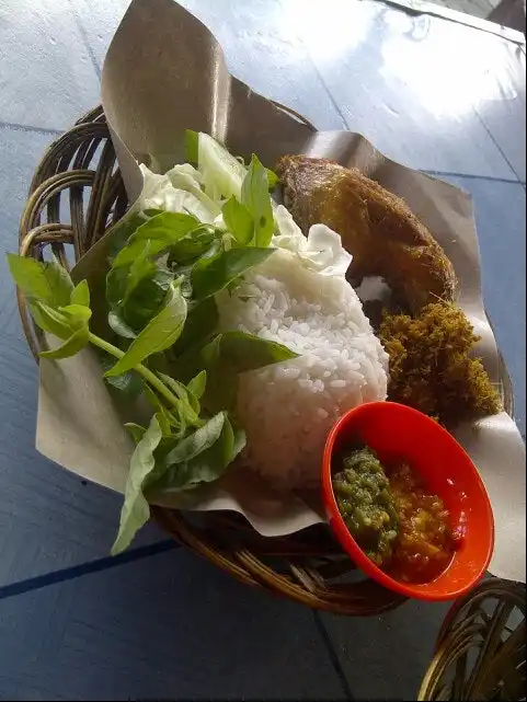 Gambar Makanan Ayam Rempah & Bebek Goreng Pak Roso 7