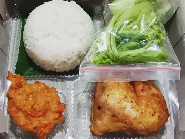 Gambar Makanan Pecel Pincuk Kalibata 5