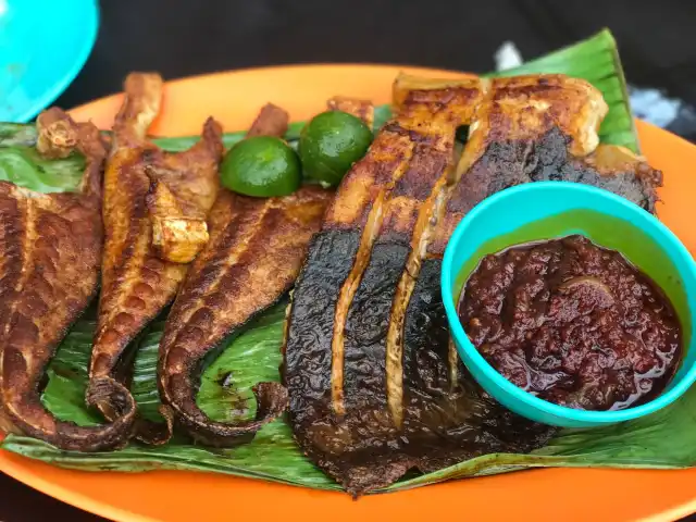 Botak Ikan Bakar, Desa Petaling Food Photo 9