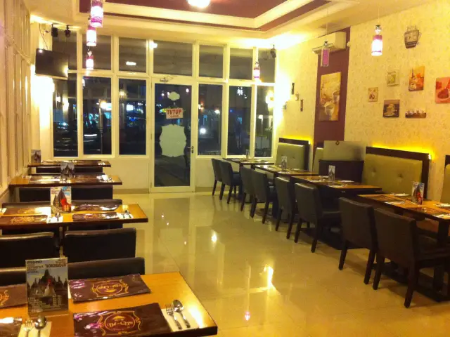 Gambar Makanan Be-Qyu Resto & Cafe 4