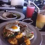 Kampung Restaurant Food Photo 3