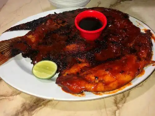 Ikan Bakar Kembar Aikha