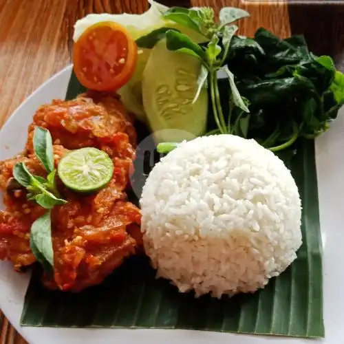 Gambar Makanan Nasi Tempong Mbak Nur, Tukad Badung 16