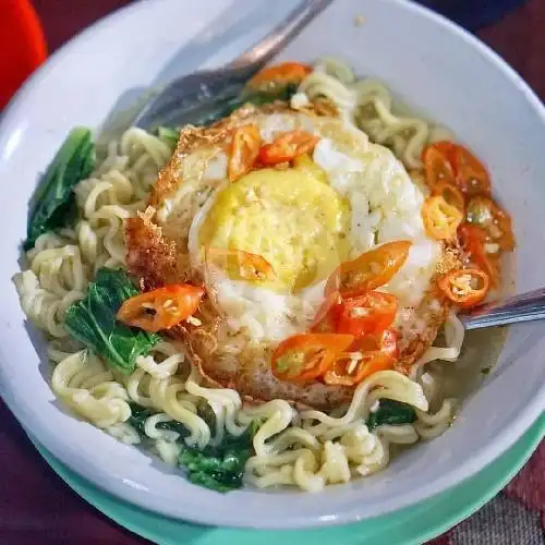 Gambar Makanan Pentol Ayam Kuah Syafira 8