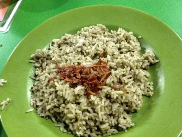 Nasi Uduk Ijo Teh Dede