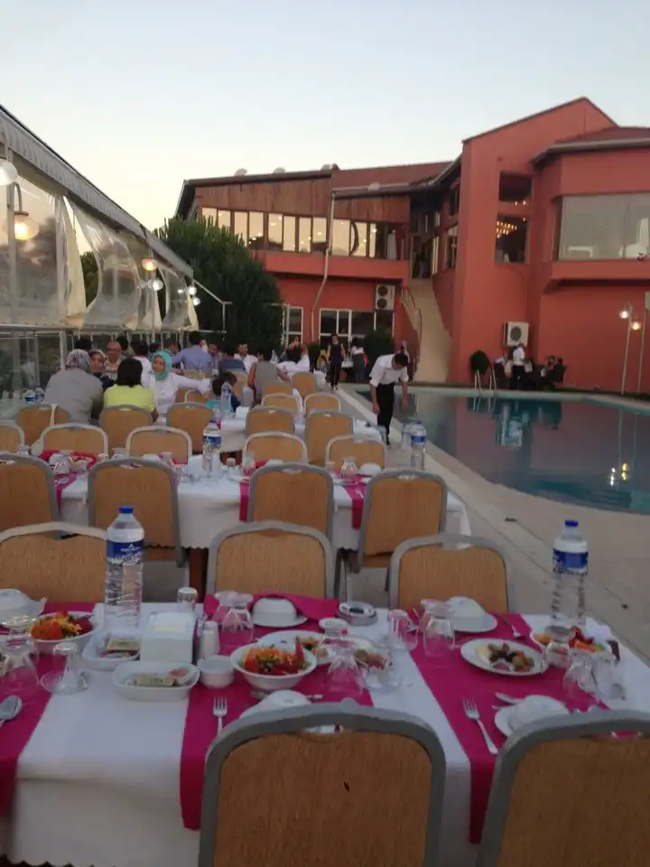 Yeni Kamelya Restaurant