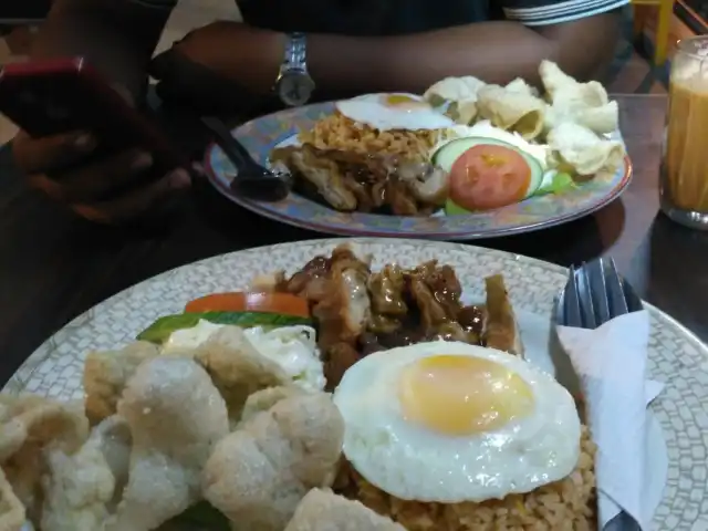 Big Plate Food Photo 8