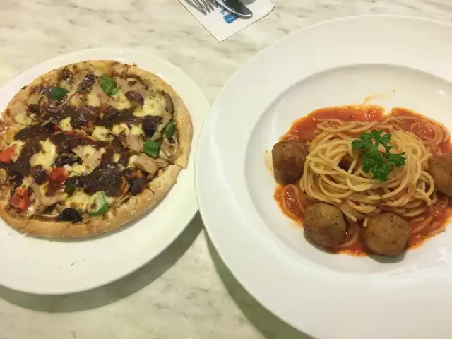 Vivo American Pizza & Panini Food Photo 5