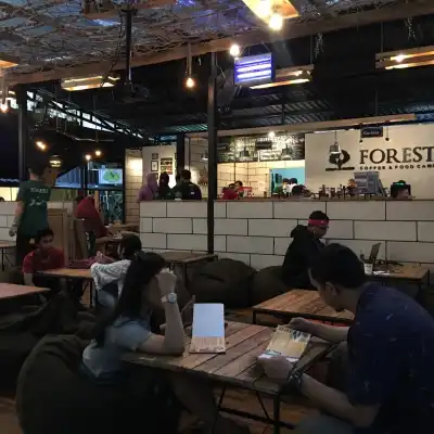 Forest Camp Cafe and Resto