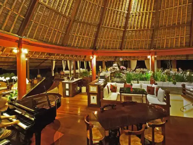 Gambar Makanan CasCades Restaurant - Viceroy Bali 14