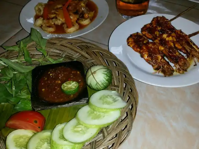 Gambar Makanan Resto Saung Wulan (RM Wulan Sari 2) 2