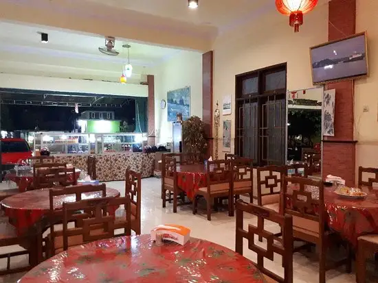 Gambar Makanan Sari Ponti Restaurant 1