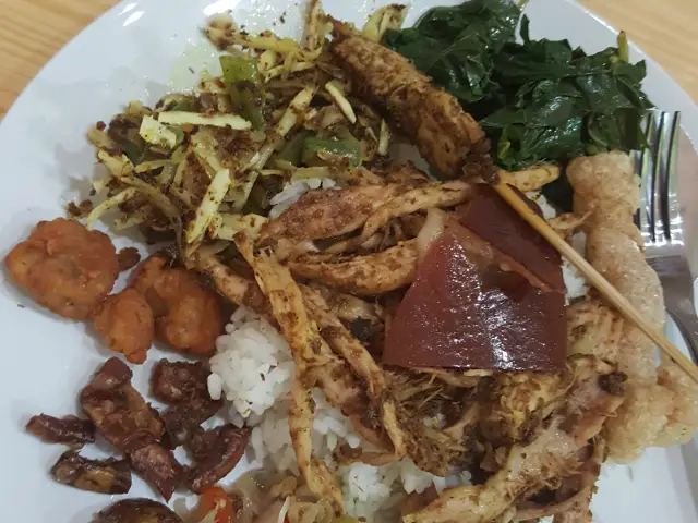 Gambar Makanan BabiGulingO'an 5