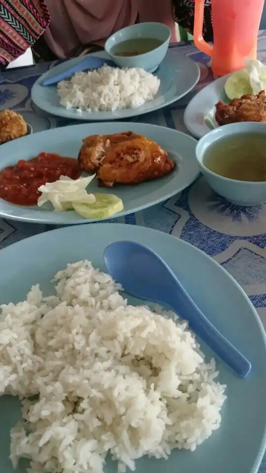 Ayam Penyet Ibu, Padang Jawa Food Photo 11