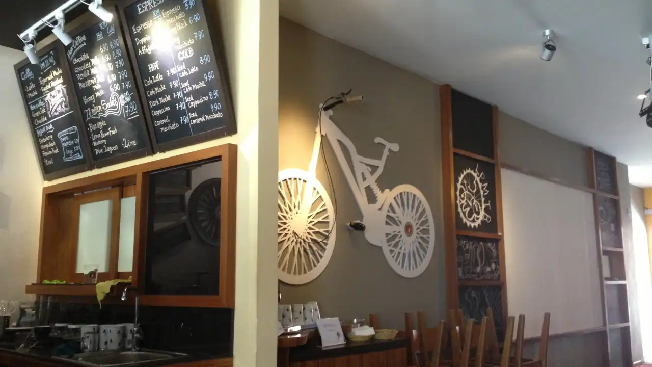 Arnold Cycling Cafe