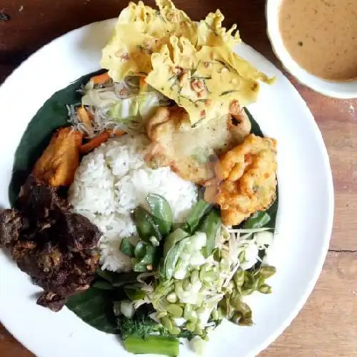 Gambar Makanan Nasi Pecel Pincuk Gg 9 Surabaya, Taman Pancing 5