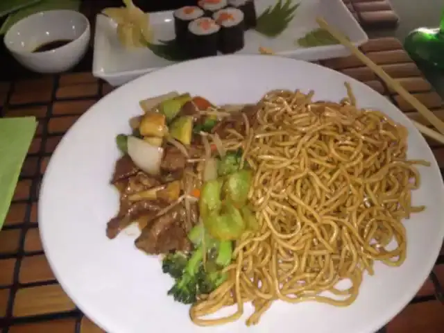 Chinese Wok & Sushi'nin yemek ve ambiyans fotoğrafları 29