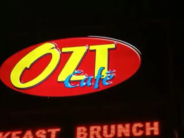 Gambar Makanan Ozt Café & Steak House 7