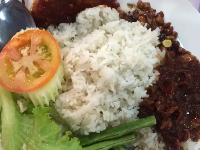 Nasi lemak seri sarawak Food Photo 7