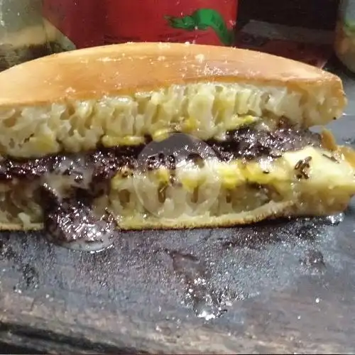 Gambar Makanan Martabak Manis Telor Bogarasa,Tanjung Mekar 8