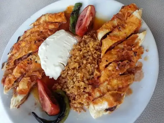 Sanli Edessa Kebab House'nin yemek ve ambiyans fotoğrafları 3