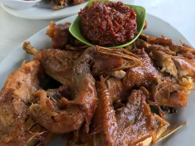 Gambar Makanan Ayam Goreng Bu Tini (Ayam Kampung) - Cabang Jl. Sultan Agung YK 2