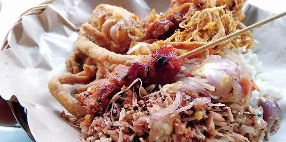 Warung Nasi Buk Sari, Kenyeri