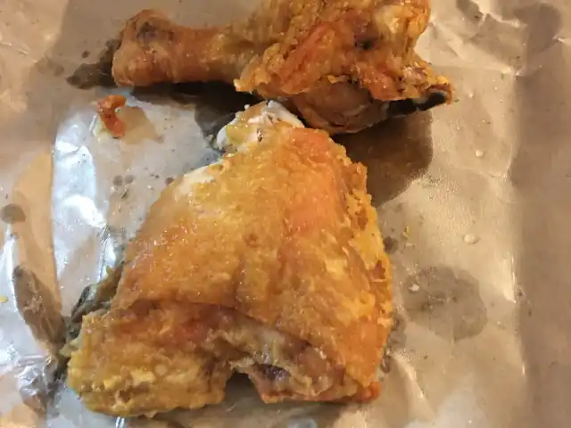 Lim Fried Chicken SS2 Food Photo 3