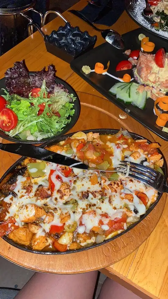 Iva Cafe & Bistro'nin yemek ve ambiyans fotoğrafları 61