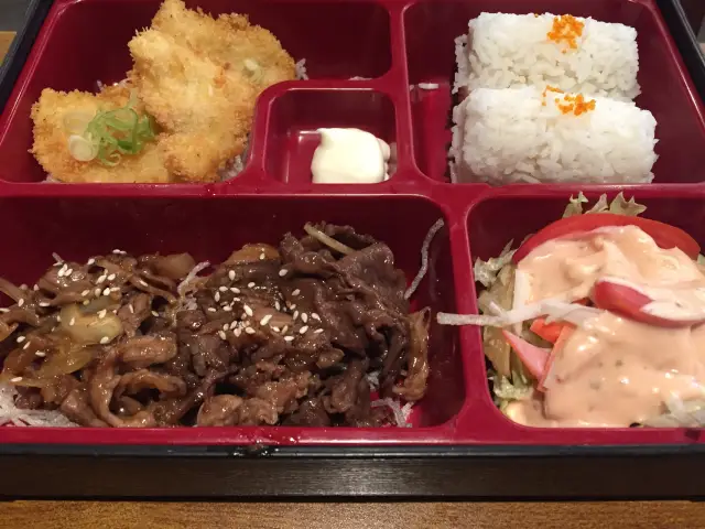 Gambar Makanan Hachi Hachi Bistro 3