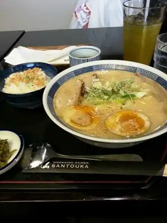 Hokkaido Ramen Santouka Food Photo 2