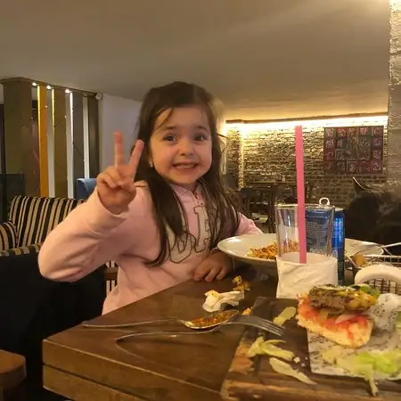 Acıktım Kafe'nin yemek ve ambiyans fotoğrafları 21