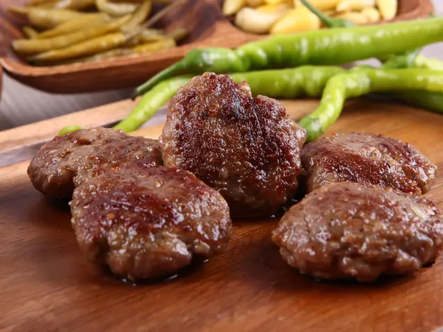 Köfteci Fuat Baba'nin yemek ve ambiyans fotoğrafları 1