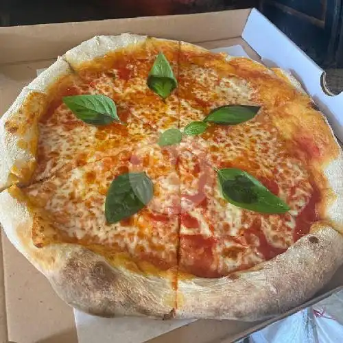 Gambar Makanan Pizza Napoletana, Kelapa Lilin Belakang MKG 2
