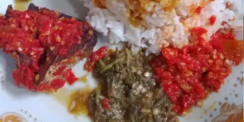 Rumah Makan Padang Galombang Tanang