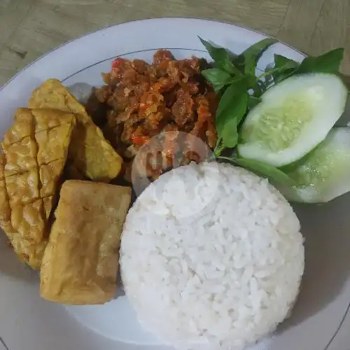 Gambar Makanan Ayam Goreng Laos Dapoer Cinta, Betapus 14