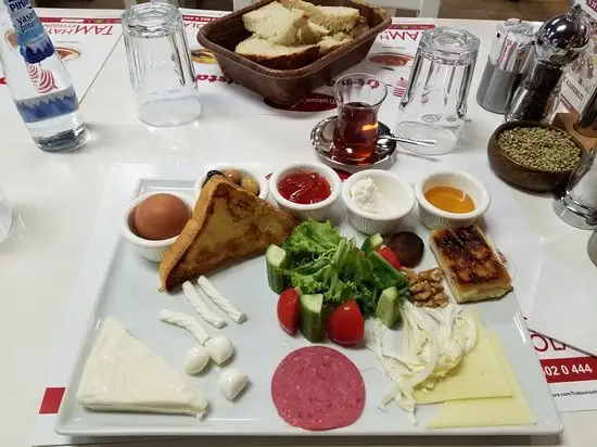 Trabzon Sofrası'nin yemek ve ambiyans fotoğrafları 1