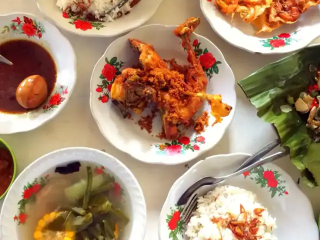 Gambar Makanan Nasi Uduk Betawi Tenda Biru 10