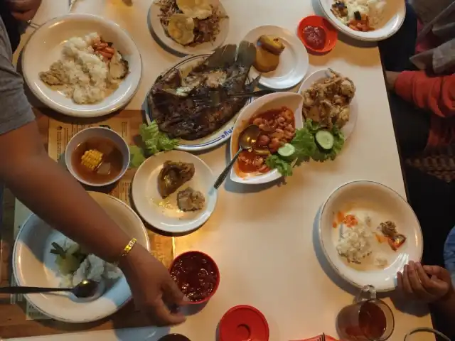 Gambar Makanan Rumah Makan Ponyo 14