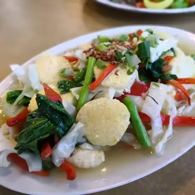 Taman Negara Floating Restaurant