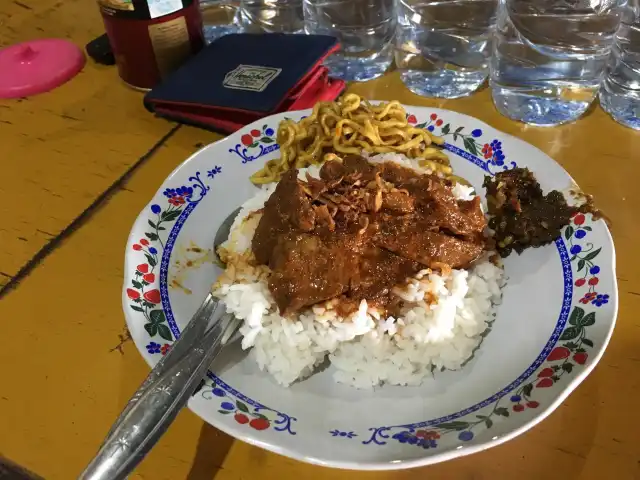 Gambar Makanan Rawon Balungan Pasar 9