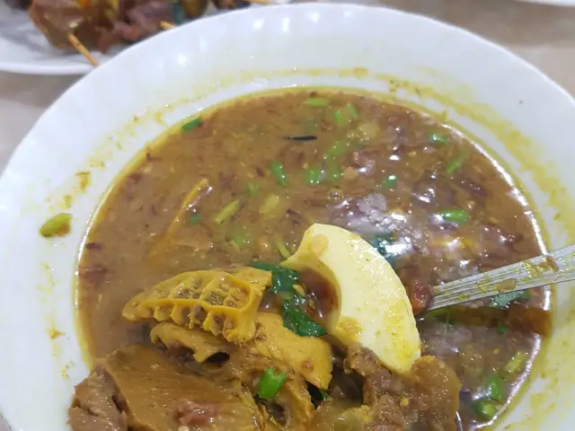 Gambar Makanan Soto Madura Bpk H. Ngatidjo 9