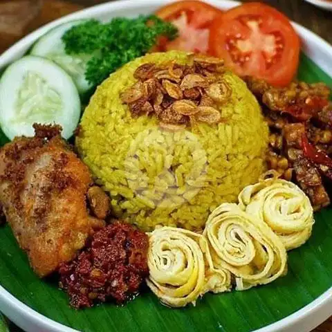 Gambar Makanan Nasi Kuning Ibu Sut, Samping Alifah 2 Hotel 6