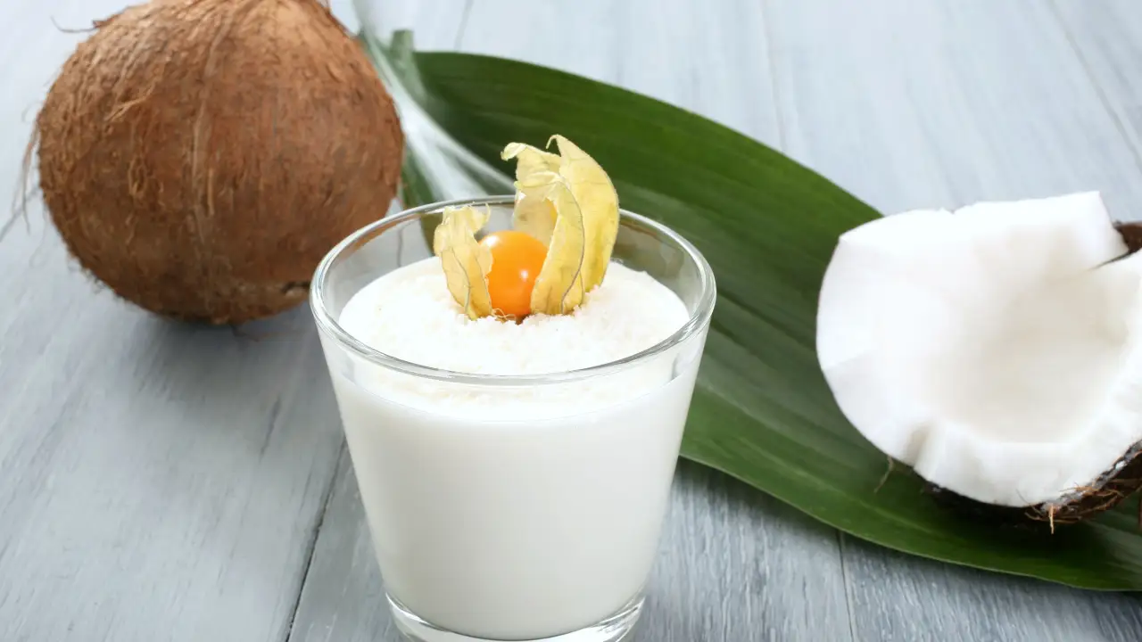 Coconut Shake Pomang