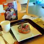 Krispy Kreme Doughnuts Food Photo 6
