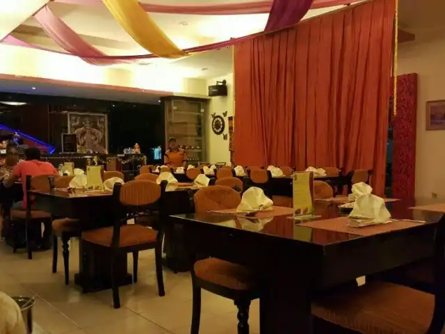 Gambar Makanan Sitara Indian Cuisine Restaurant 10